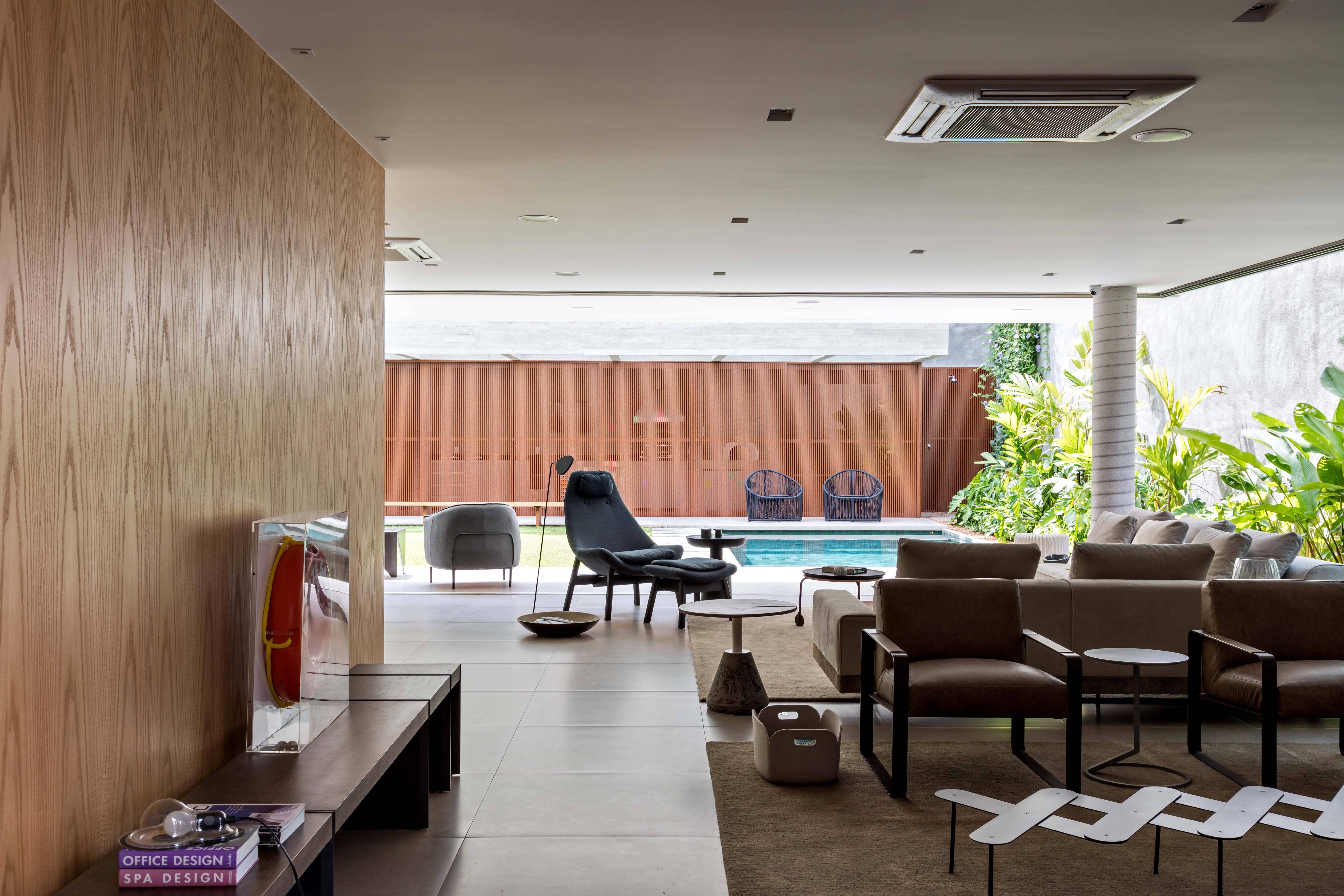 Pilotis Residence