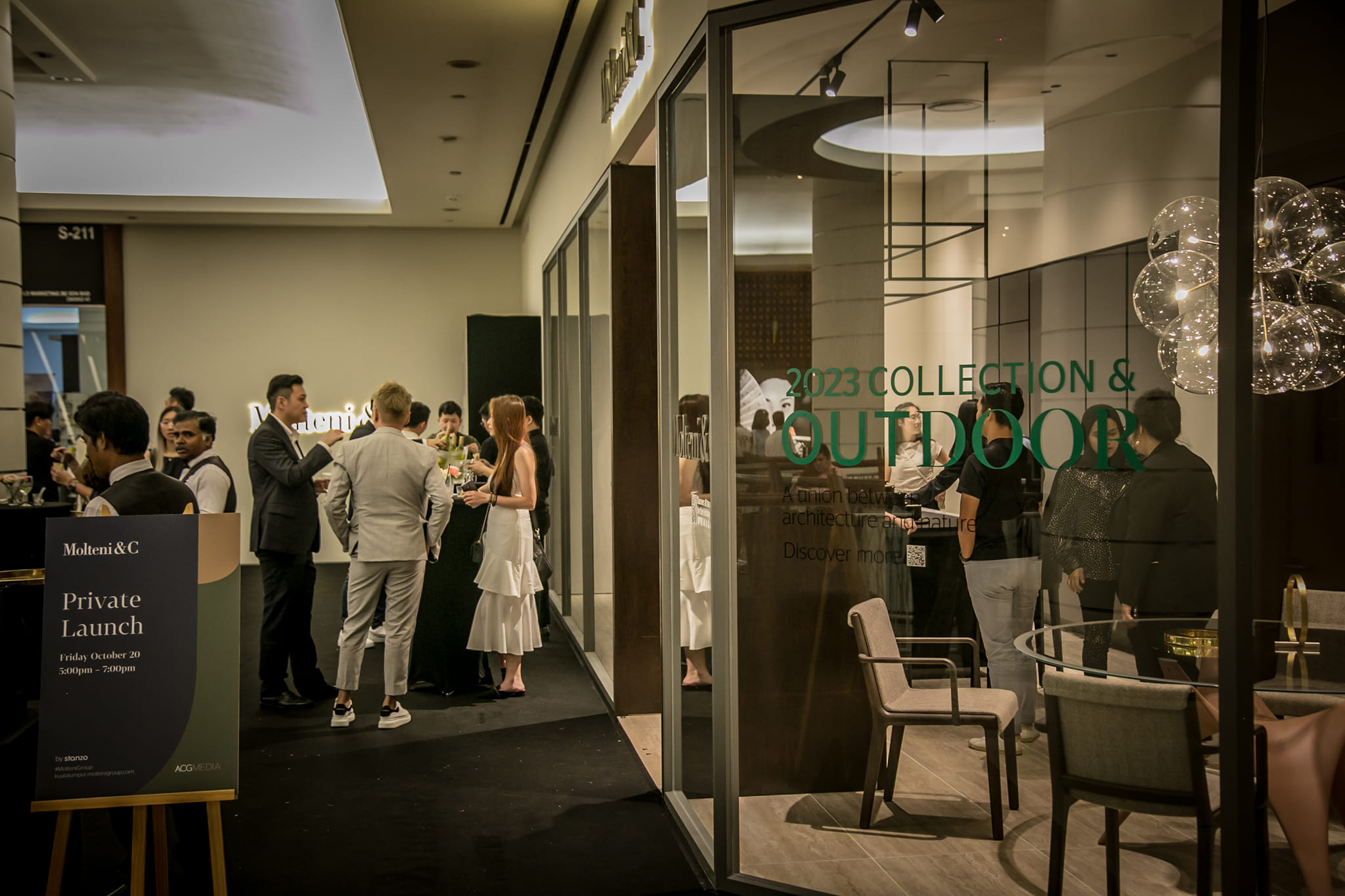 Molteni&C London Flagship Stores